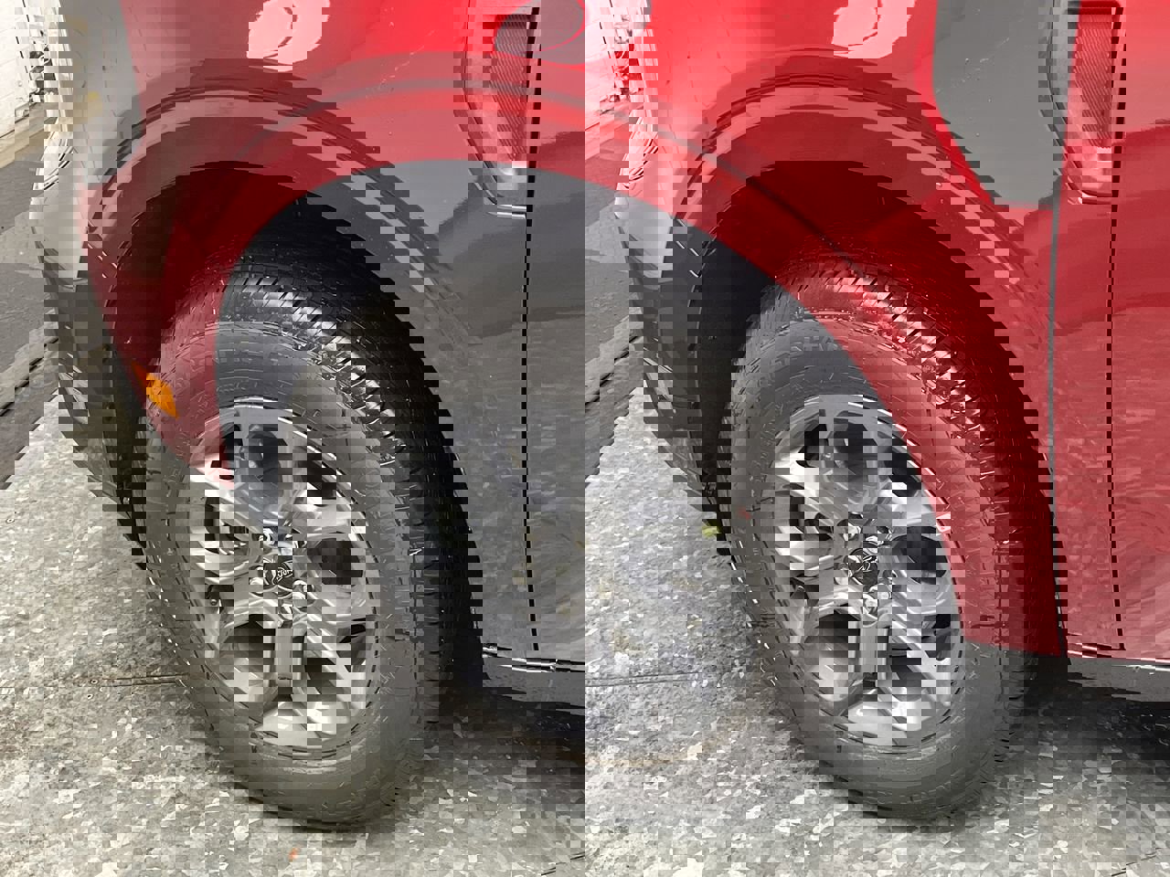 New 2025 Ford Maverick XLT w/ XLT Luxury Package AWD/4WD image 30