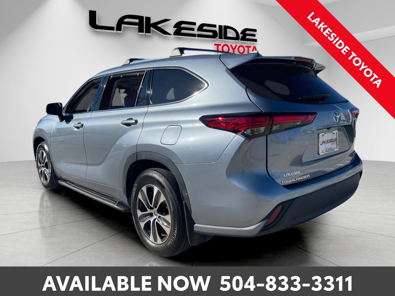 Used 2021 Toyota Highlander XLE image 4