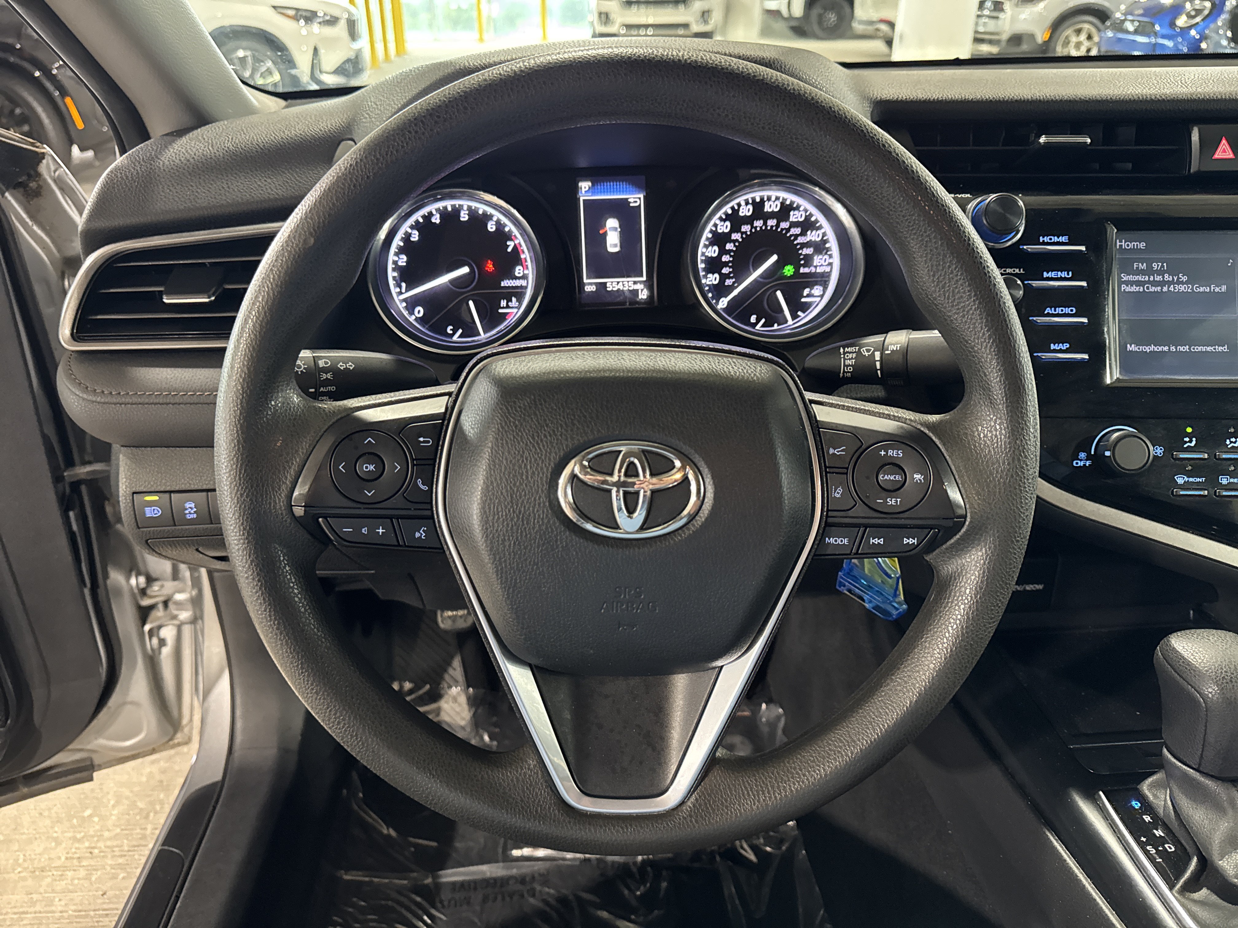 Used 2020 Toyota Camry LE FWD image 24