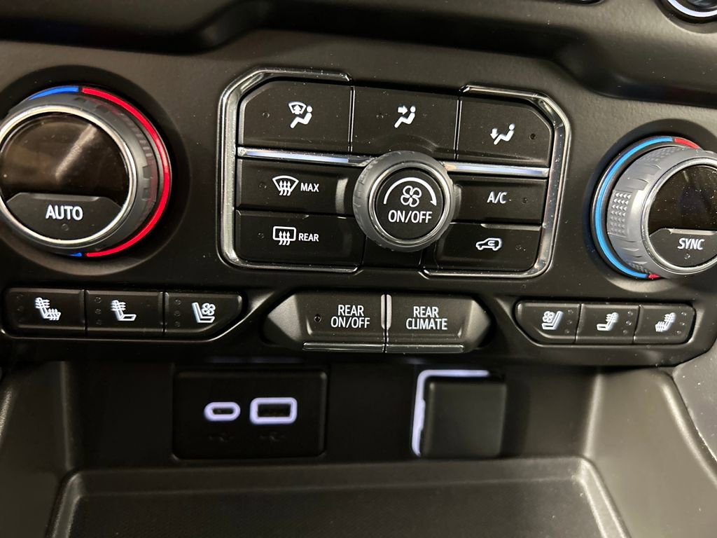 Certified 2024 Chevrolet Tahoe High Country image 25