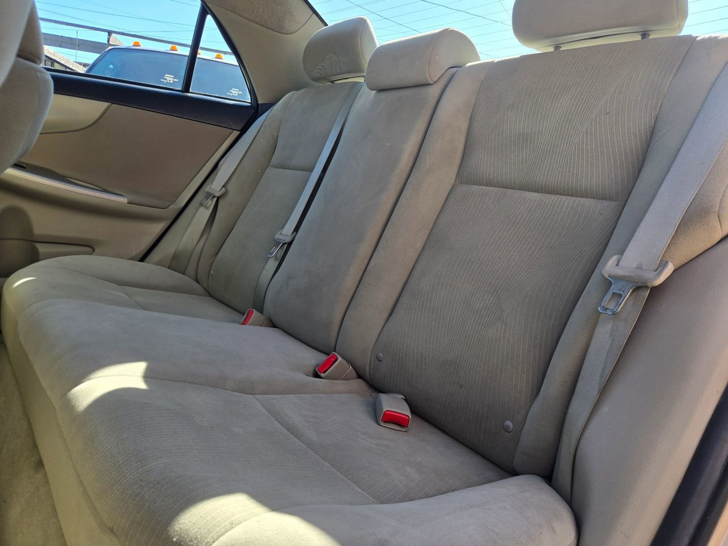 Used 2013 Toyota Corolla LE w/ Premium Pkg FWD image 13