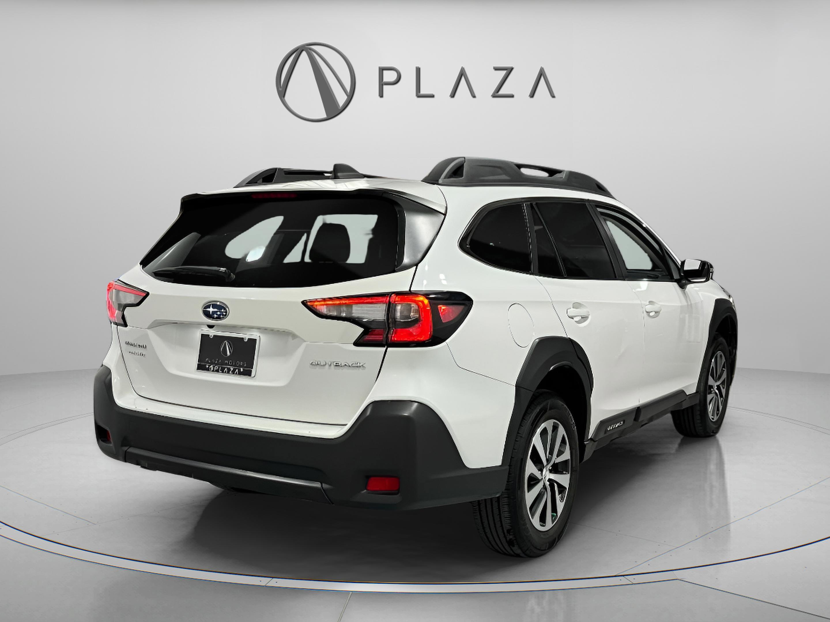 Used 2024 Subaru Outback Premium image 6