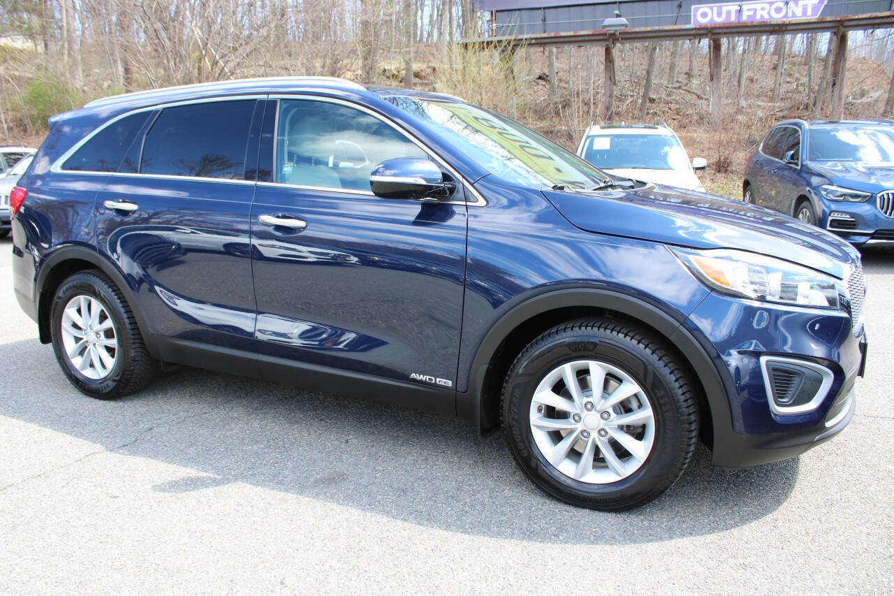 Used 2018 Kia Sorento LX image 5