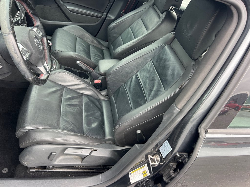 Used 2014 Volkswagen GTI Driver's Edition FWD image 12