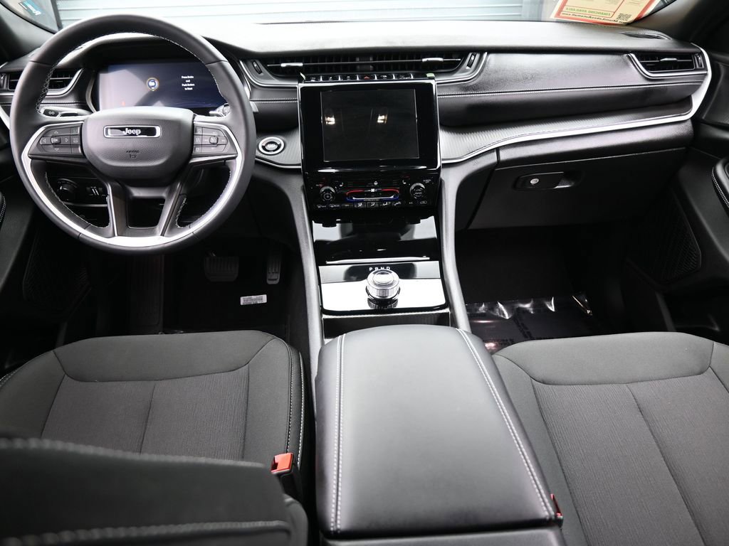 Used 2024 Jeep Grand Cherokee L Laredo w/ Luxury Tech Group I image 38