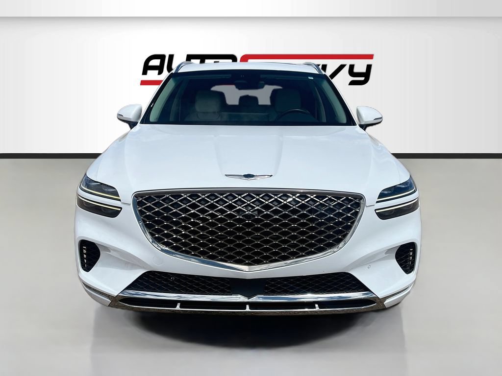 Used 2023 Genesis GV70 2.5T w/ Advanced Package AWD/4WD image 2