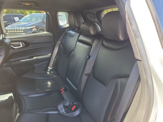 Used 2024 Jeep Compass Trailhawk AWD/4WD image 11