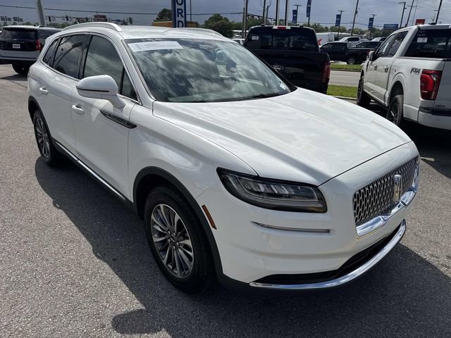 Certified 2023 Lincoln Nautilus AWD w/ Premium Package image 3