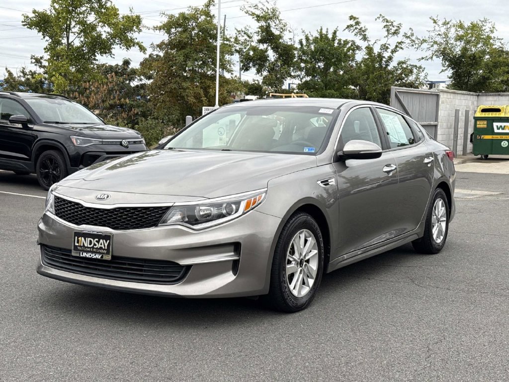 Used 2017 Kia Optima LX FWD image 6