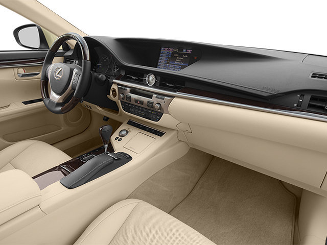Used 2014 Lexus ES 300h w/ Luxury Package w/Bamboo Trim FWD image 18