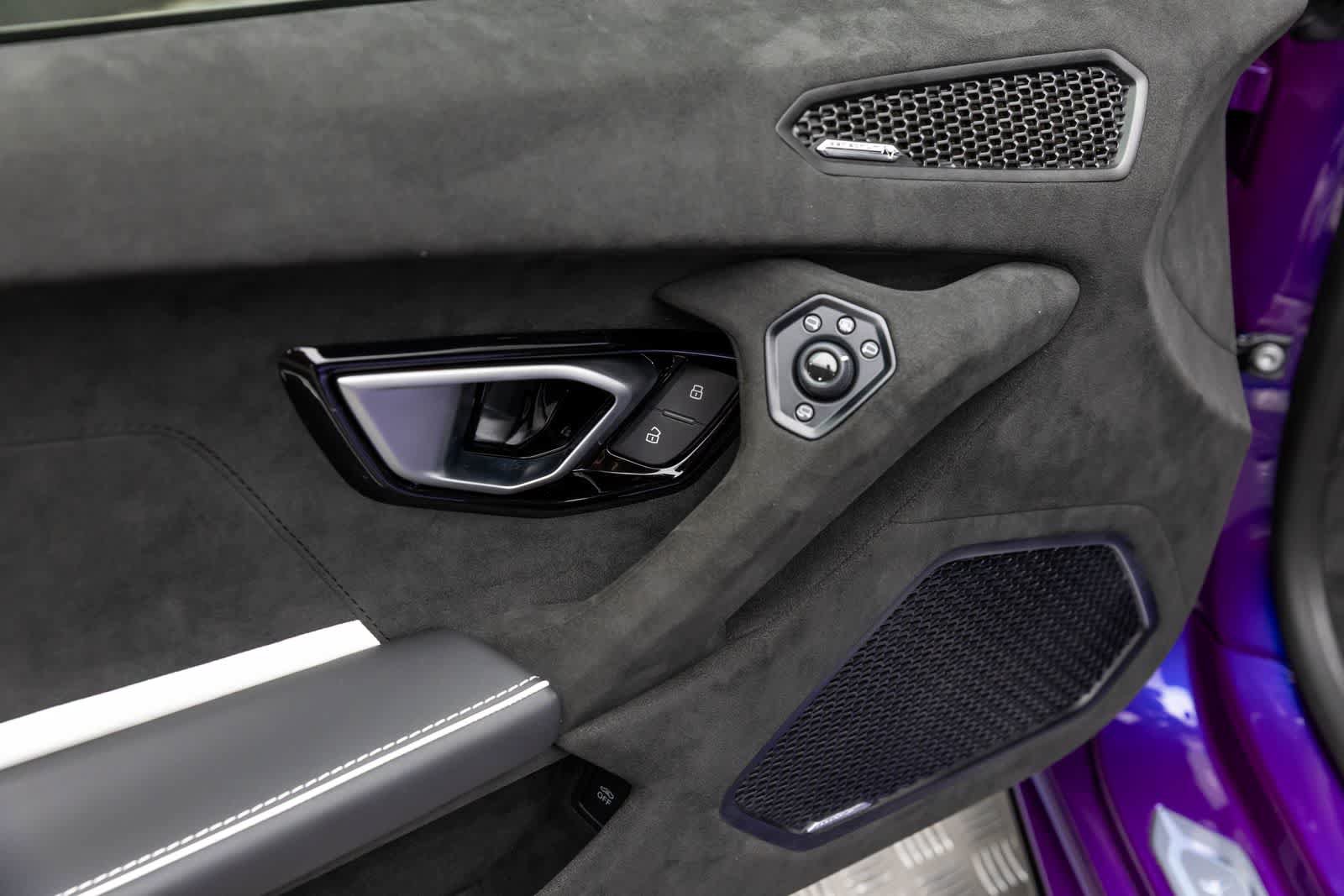 Used 2024 Lamborghini Huracan Tecnica RWD image 24