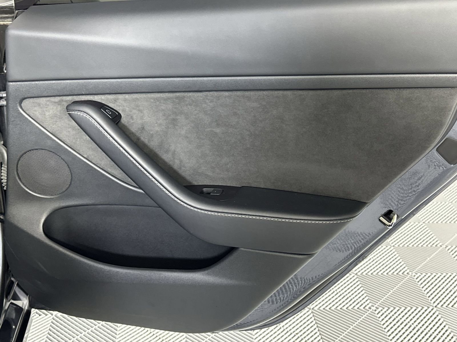 Used 2023 Tesla Model 3 Long Range image 32
