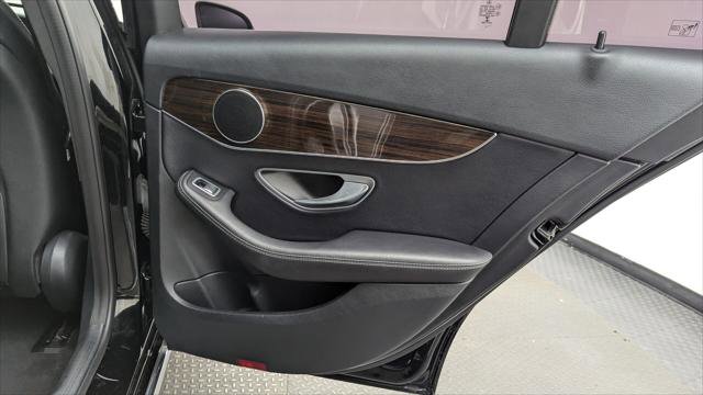 Used 2018 Mercedes-Benz C 300 Sedan w/ Premium Package image 19