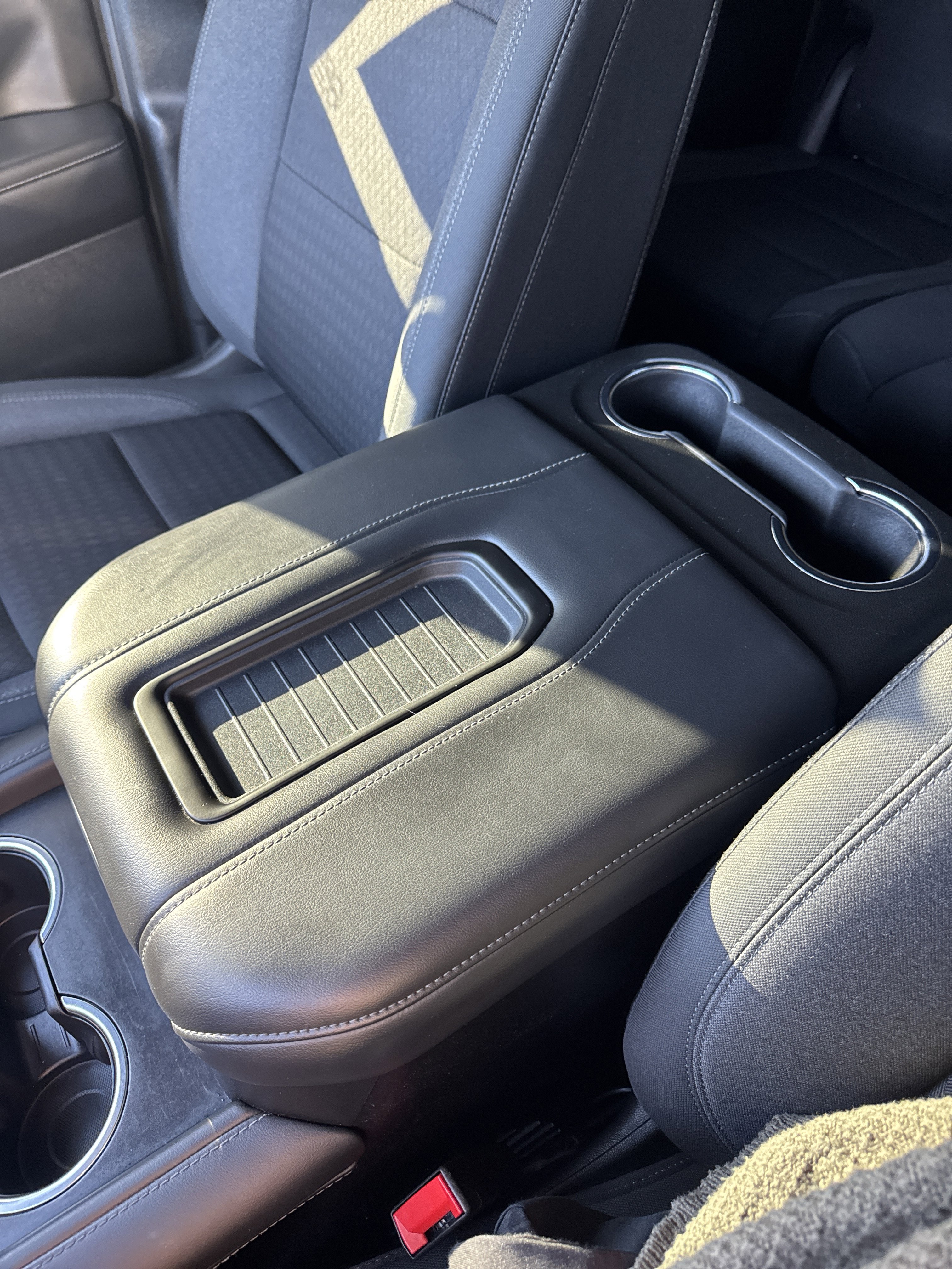 Used 2023 Chevrolet Suburban LS image 23