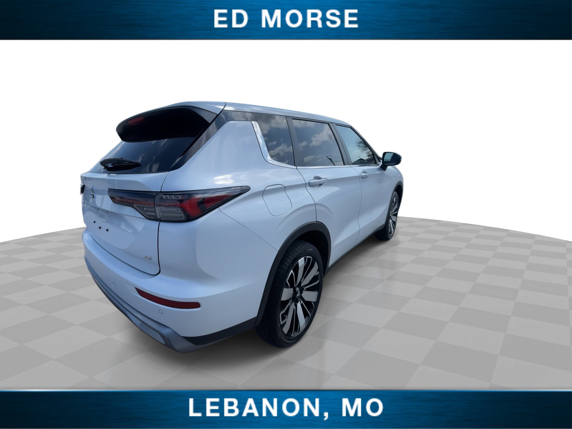 Used 2025 Mitsubishi Outlander SE FWD image 8