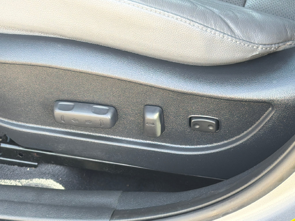 Used 2015 Hyundai Elantra Sport w/ Option Group 04 FWD image 19