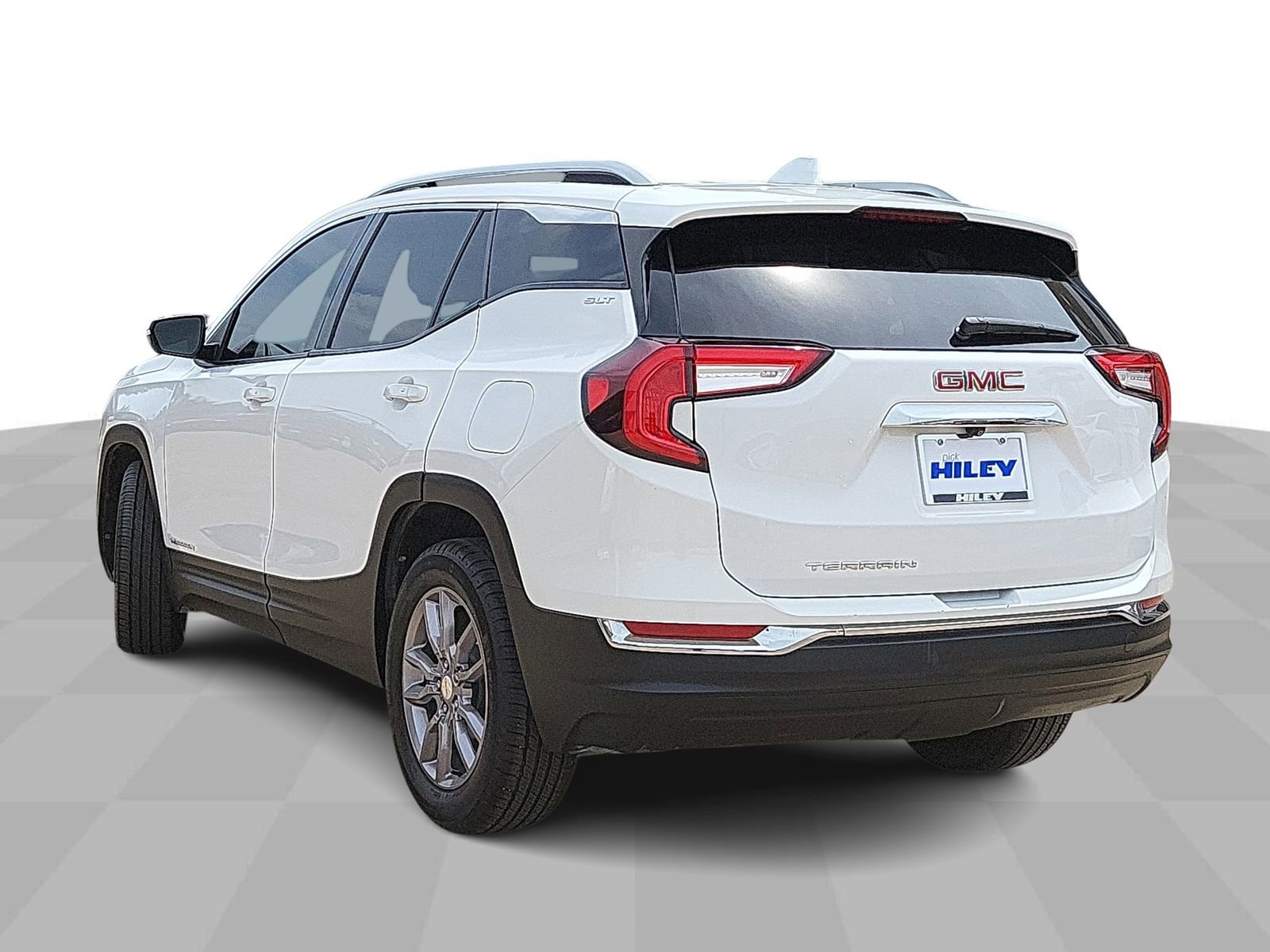 Certified 2023 GMC Terrain SLT image 6