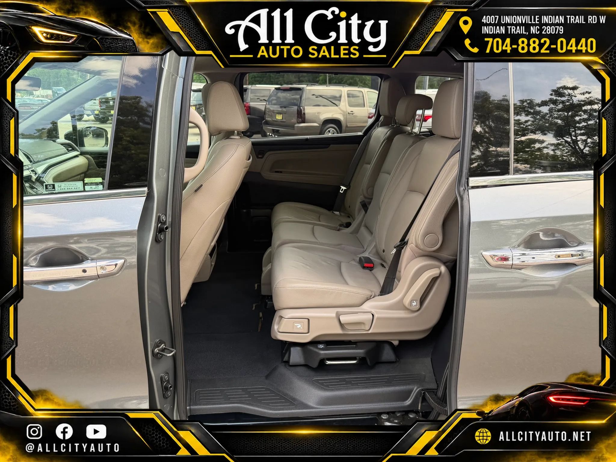 Used 2018 Honda Odyssey Elite image 17
