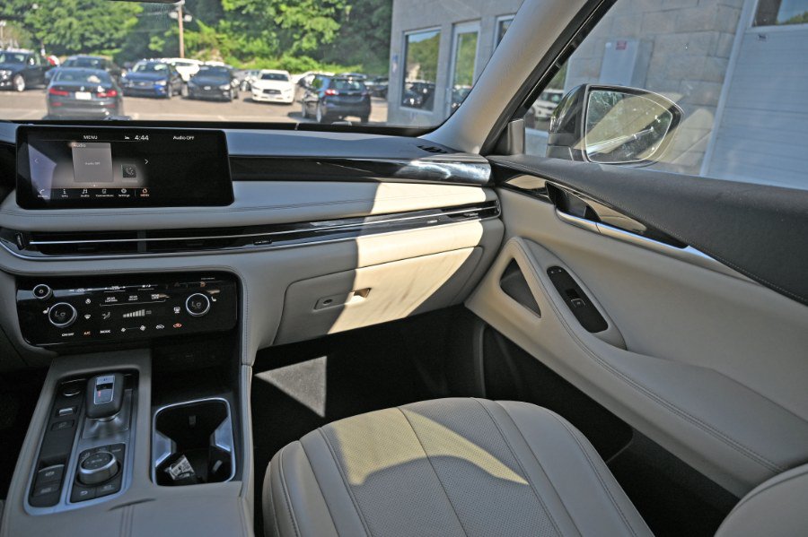 Used 2023 INFINITI QX60 Pure AWD/4WD image 13