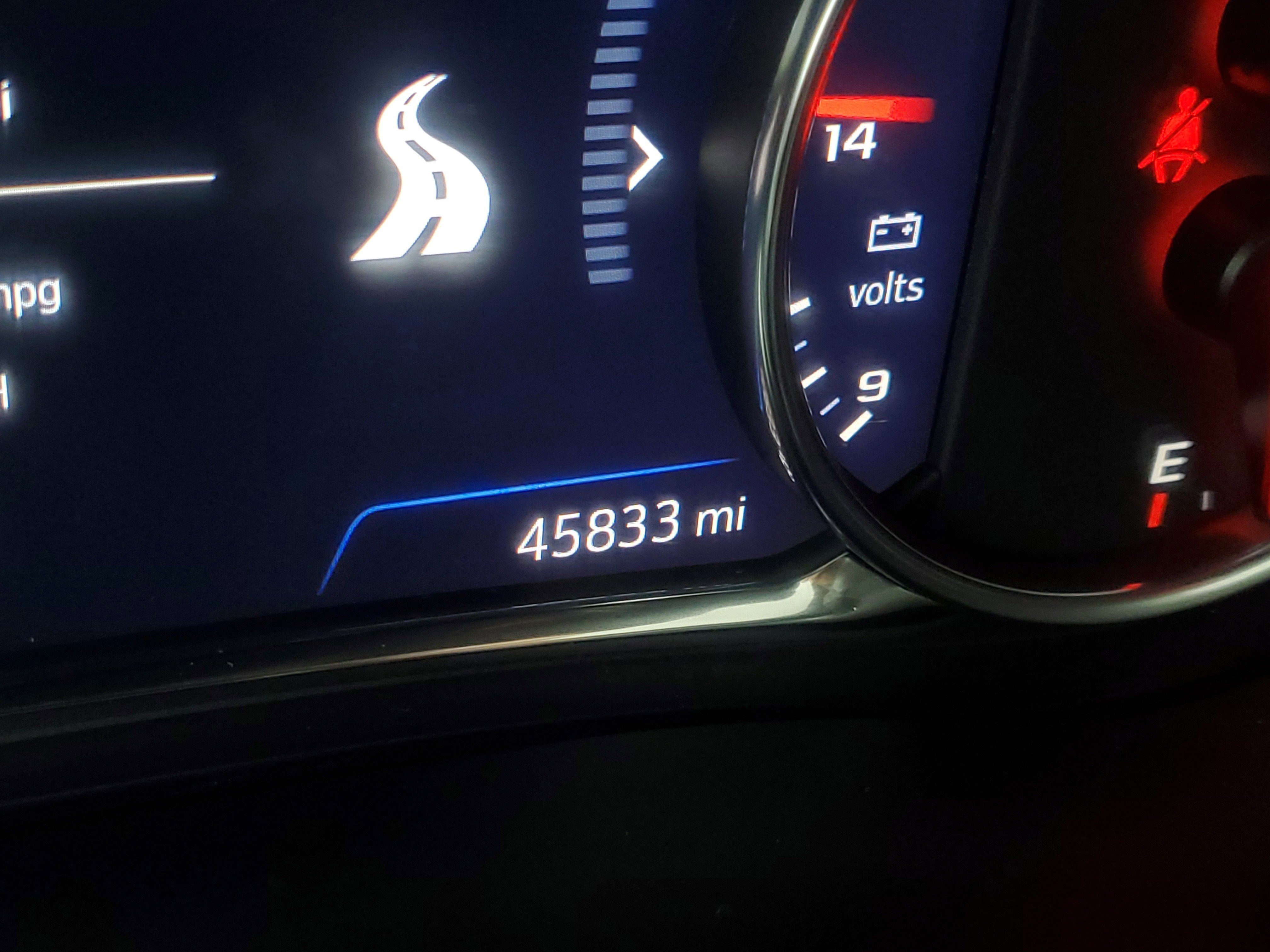 Used 2023 Chevrolet Traverse High Country image 25