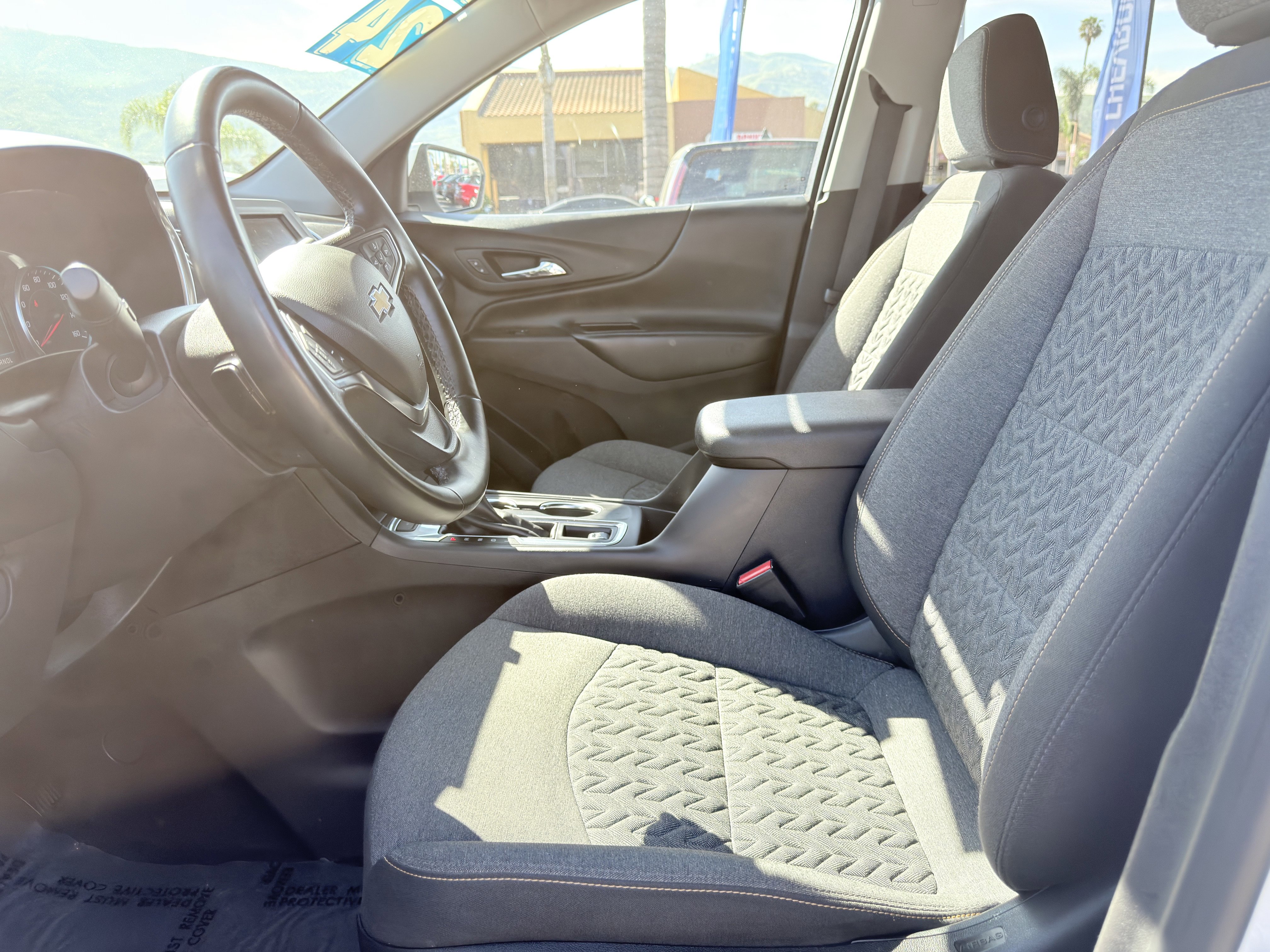 Used 2024 Chevrolet Equinox LT image 24