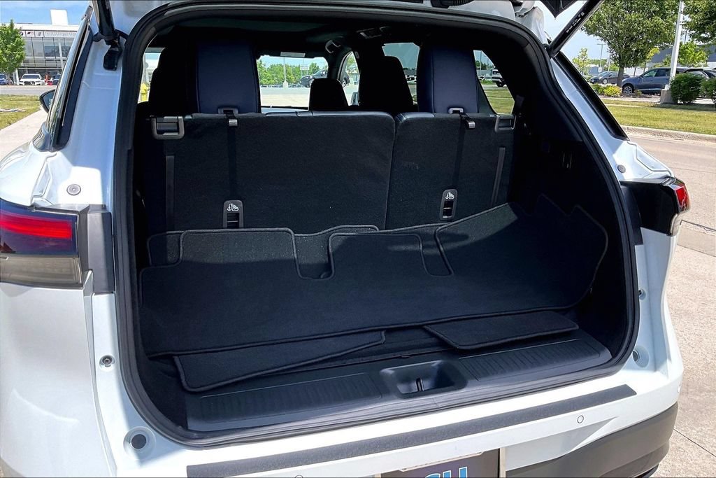Certified 2026 INFINITI QX60 Sport w/ Dark Cargo Package AWD/4WD image 34