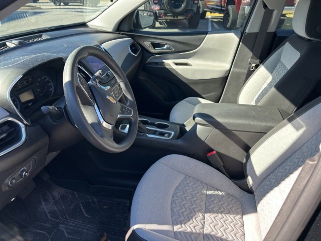 Used 2024 Chevrolet Equinox LS w/ Driver Confidence II Package image 7