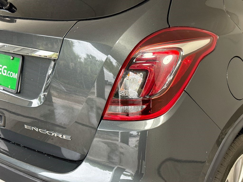 Used 2018 Buick Encore Preferred FWD image 33