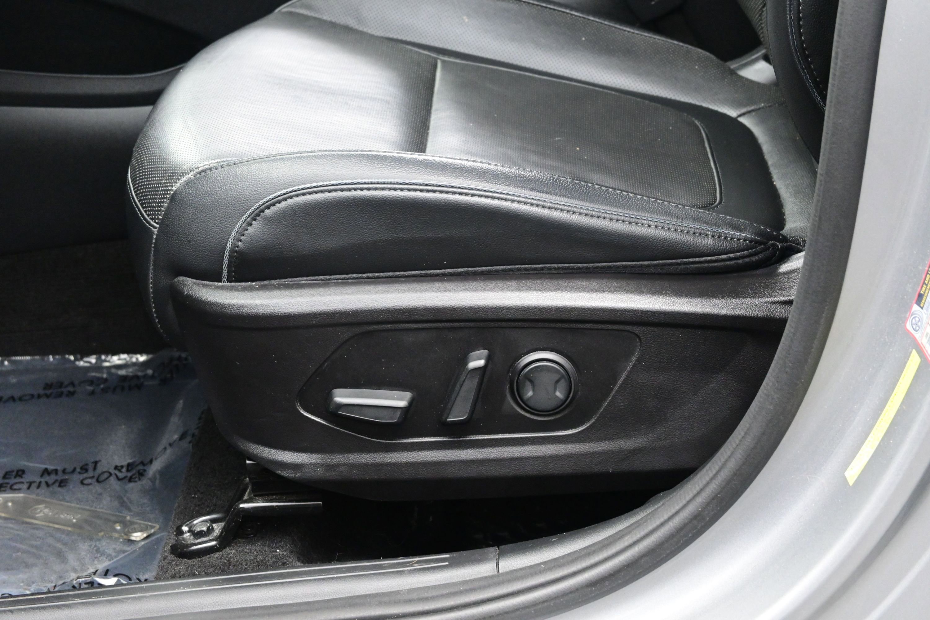 Used 2022 Hyundai Tucson SEL w/ Convenience + Premium Package AWD/4WD image 11