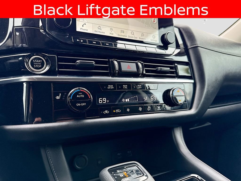 Used 2023 Nissan Pathfinder SL w/ Black Appearance Package FWD image 15