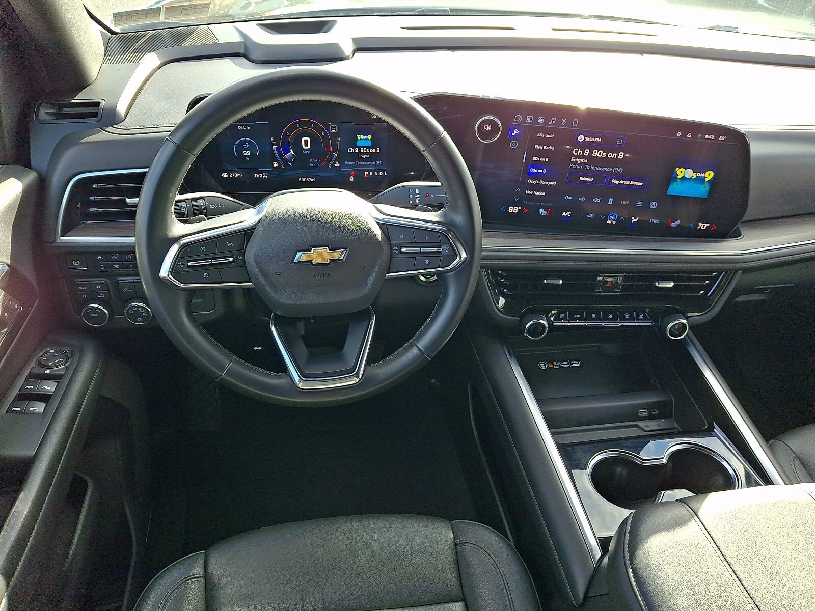 Used 2025 Chevrolet Tahoe LT AWD/4WD image 12