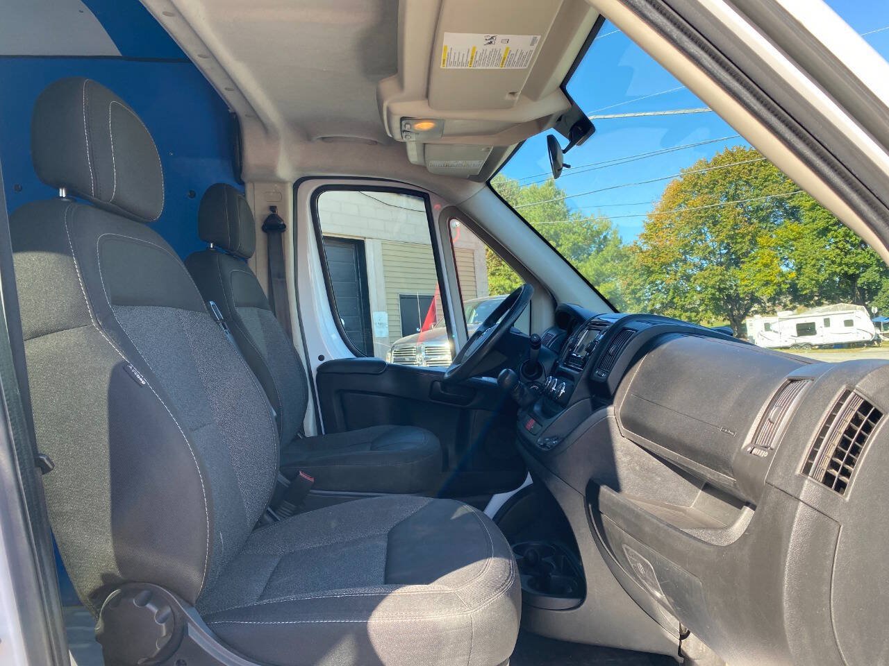 Used 2015 RAM ProMaster 2500 w/ Mopar Trailer Tow Group FWD image 21