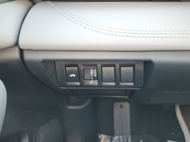 Used 2025 Subaru Legacy Limited image 42