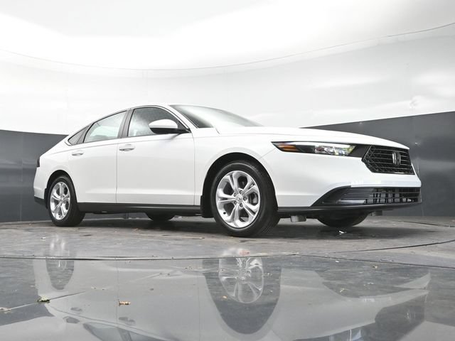 Used 2026 Honda Accord LX image 27