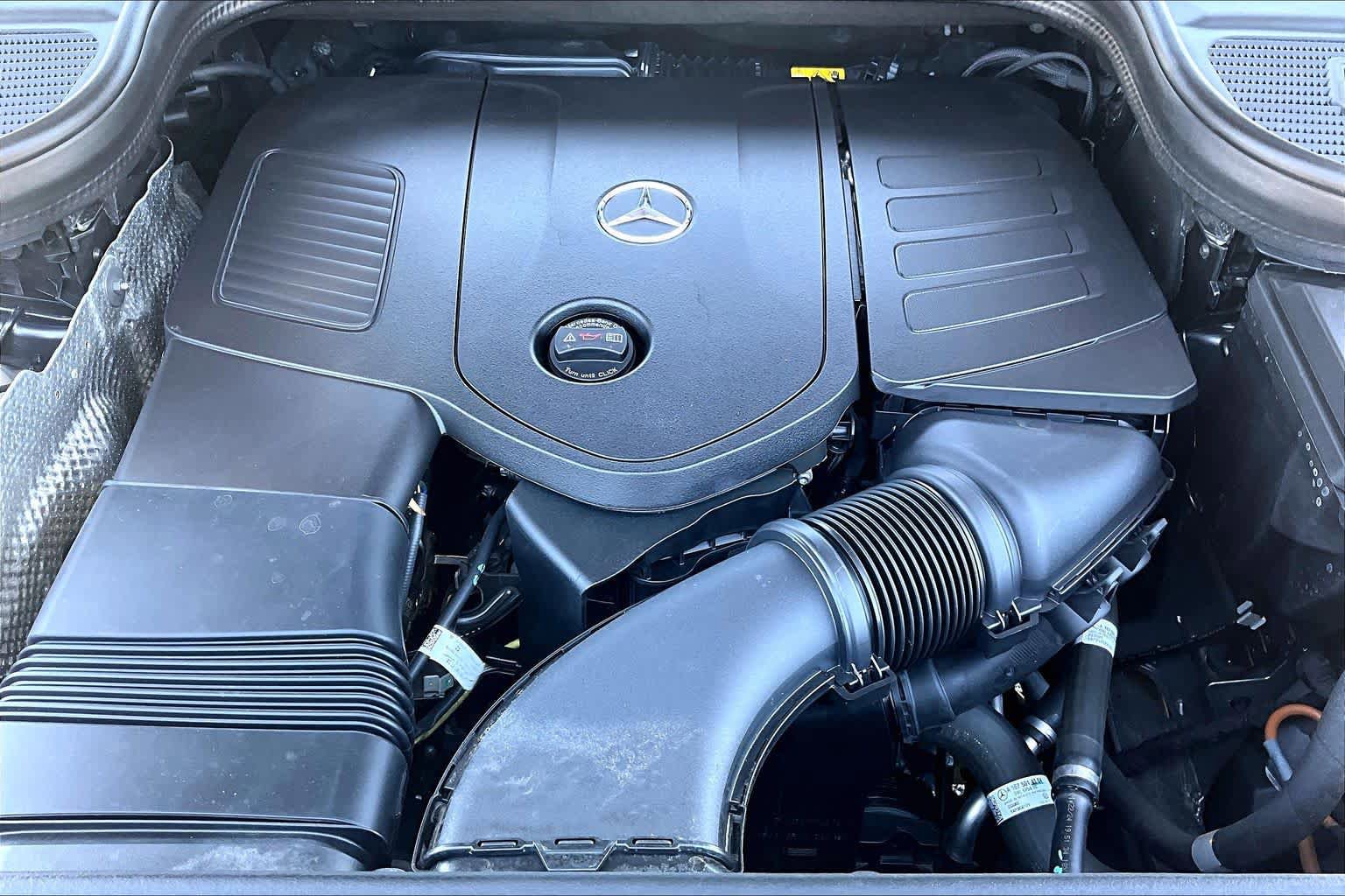 Used 2024 Mercedes-Benz GLE 350 4MATIC image 33