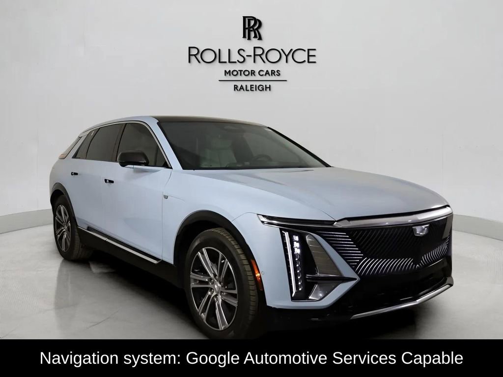 Used 2024 Cadillac Lyriq Luxury RWD image 3
