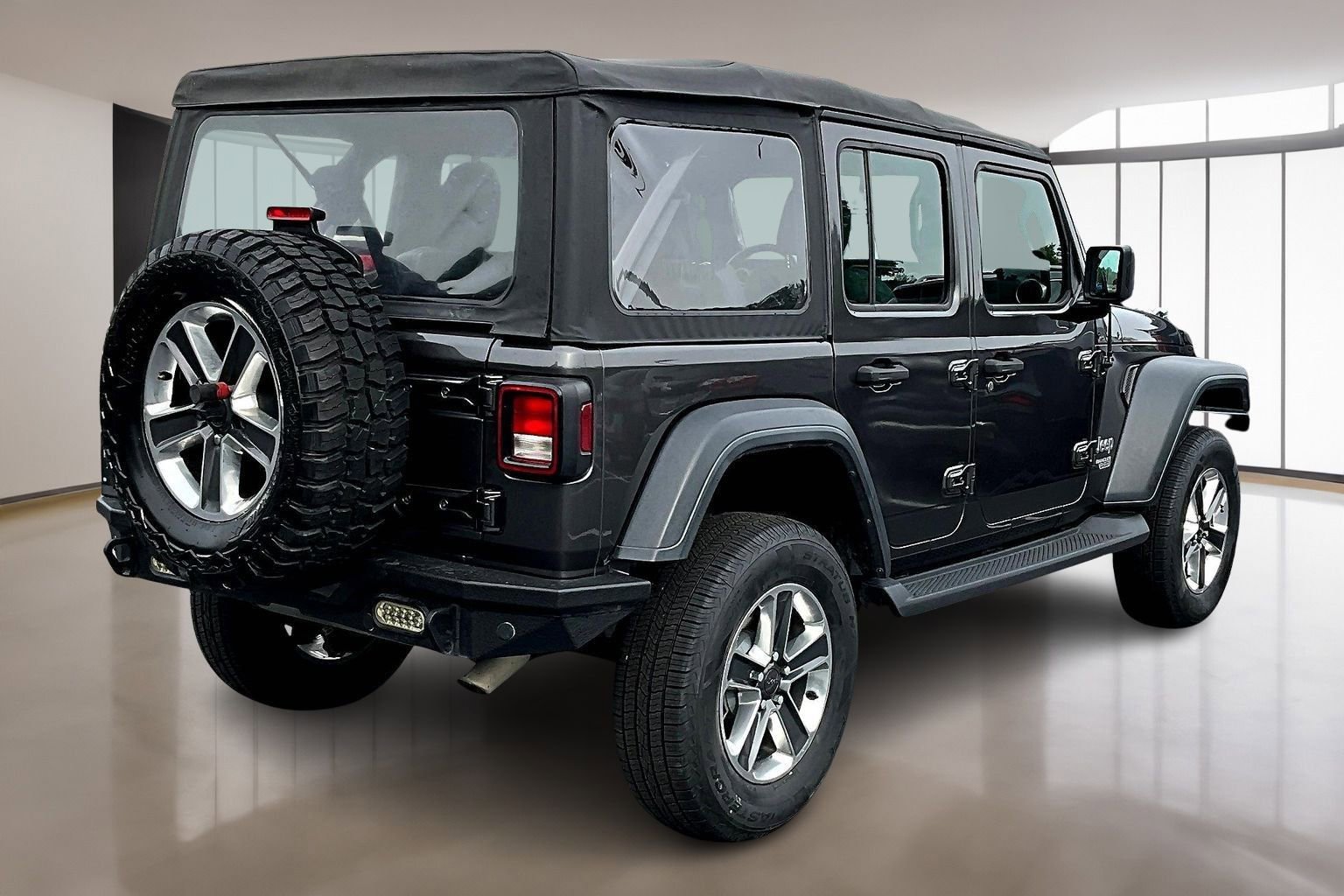 Used 2018 Jeep Wrangler Unlimited Sport image 6