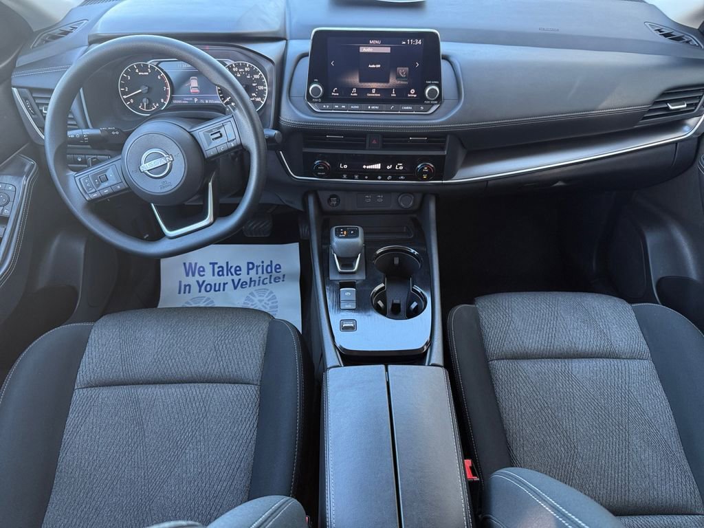 Used 2024 Nissan Rogue SV image 10