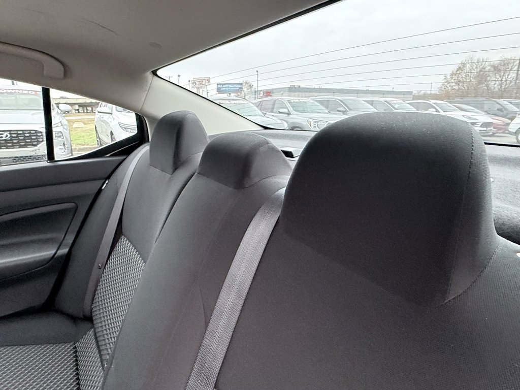 Used 2021 Nissan Versa S image 30