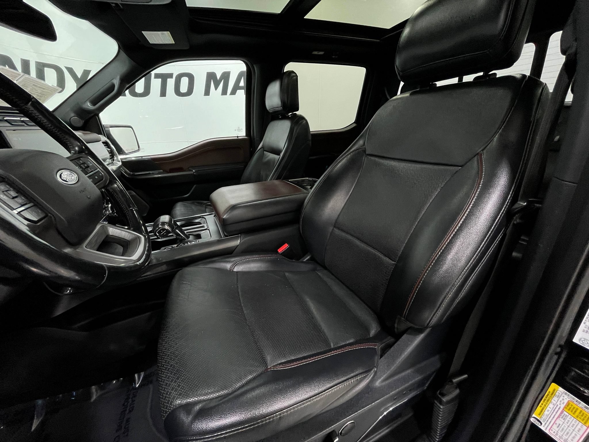Used 2021 Ford F150 Lariat w/ Equipment Group 502A High AWD/4WD image 14