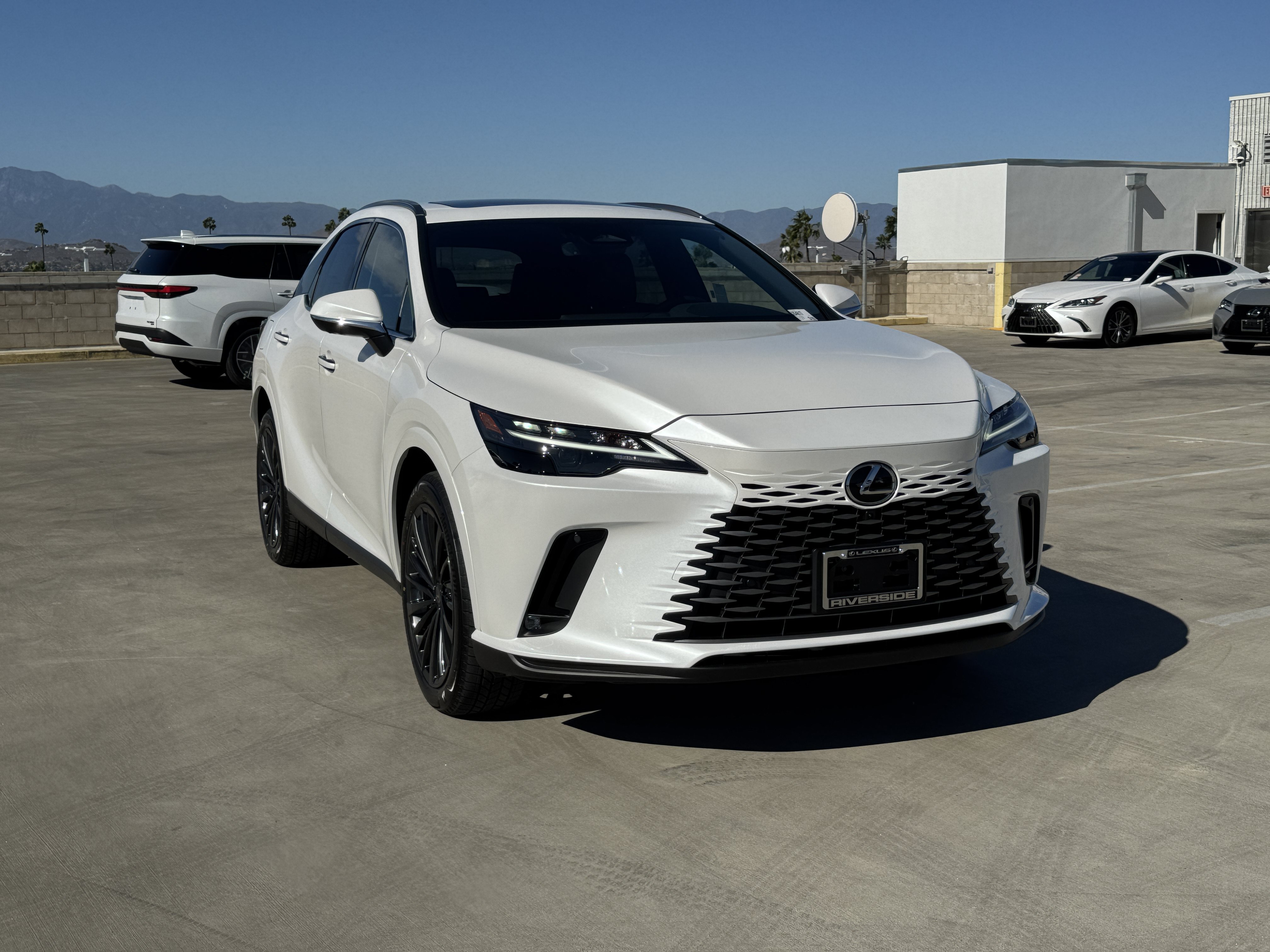 New 2026 Lexus RX 450h AWD w/ Convenience Package image 2