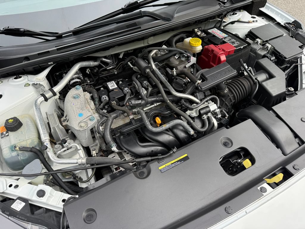 Used 2023 Nissan Sentra SR w/ SR Premium Package FWD image 26
