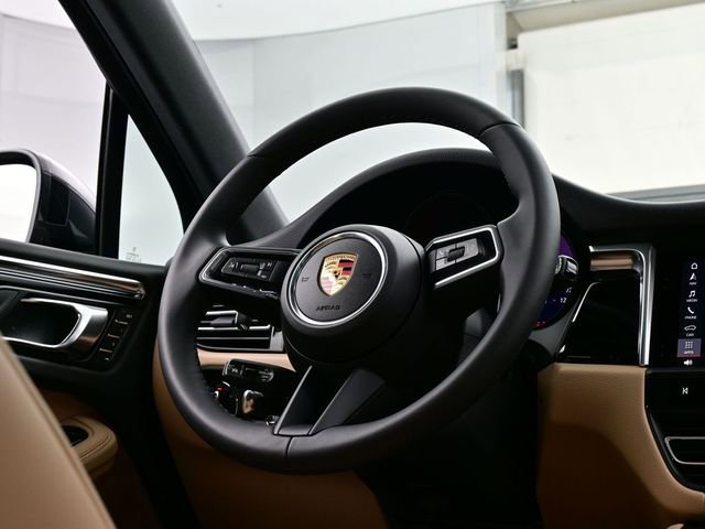 New 2026 Porsche Macan image 21