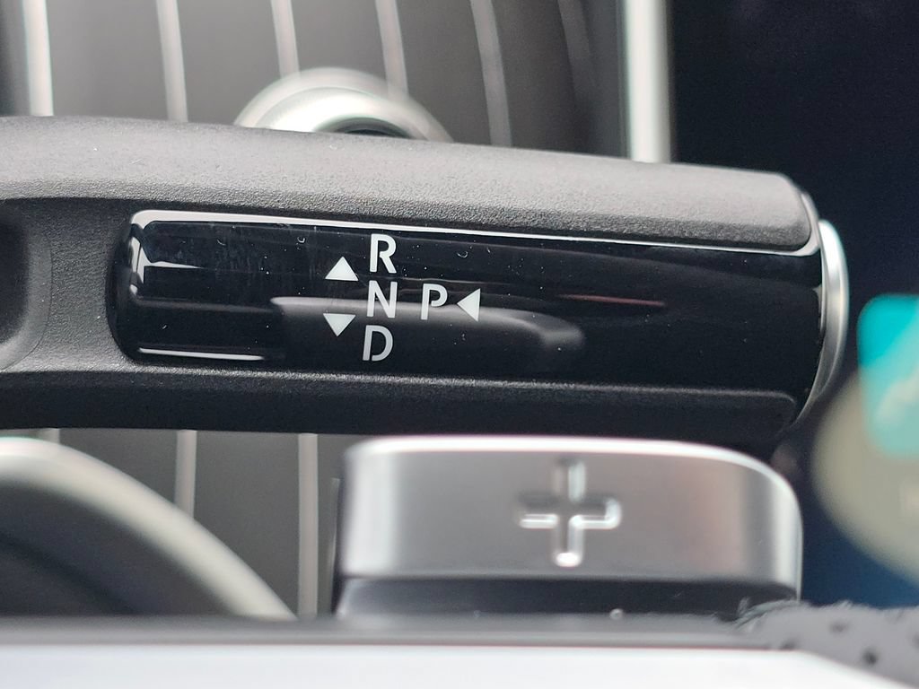 Used 2026 Mercedes-Benz GLC 300 4MATIC image 34