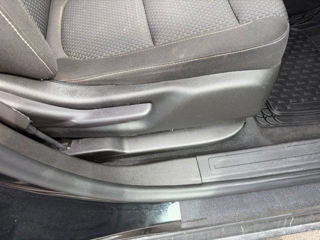 Used 2023 GMC Acadia SLE w/ Infotainment Package AWD/4WD image 44