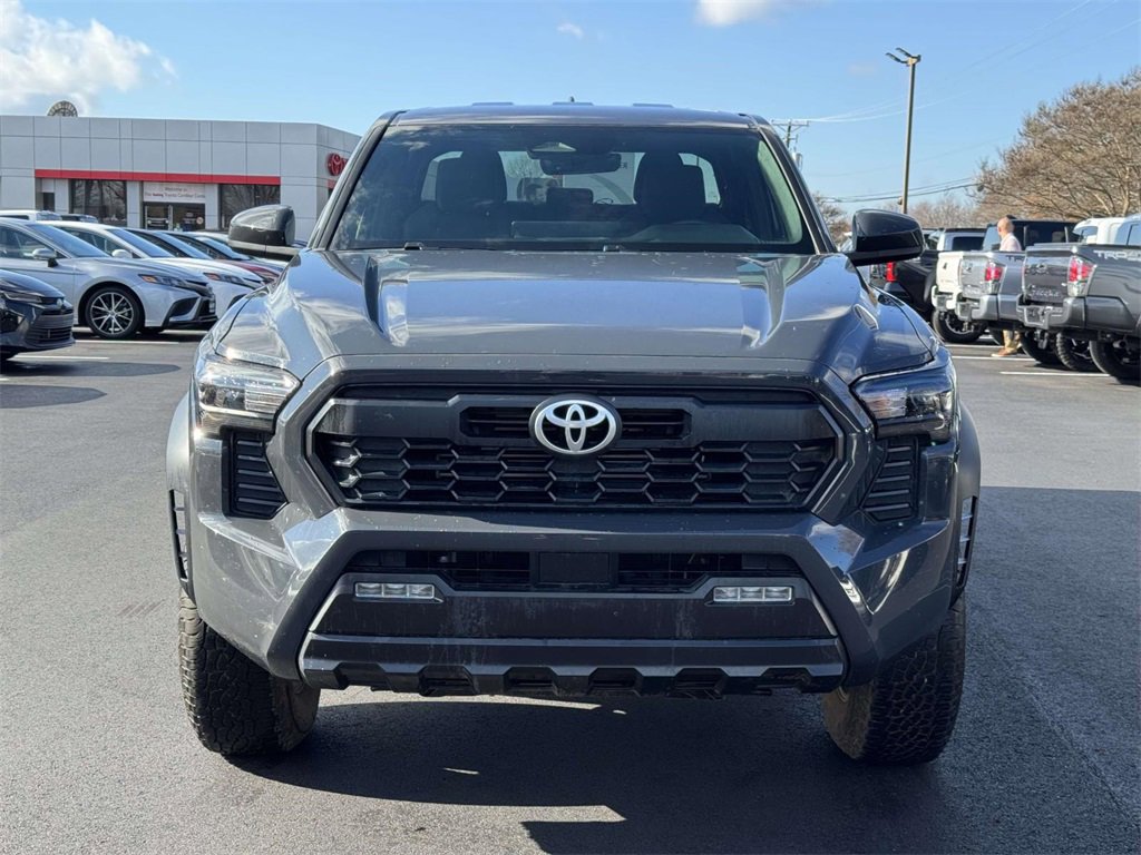 Used 2024 Toyota Tacoma TRD Off-Road image 25