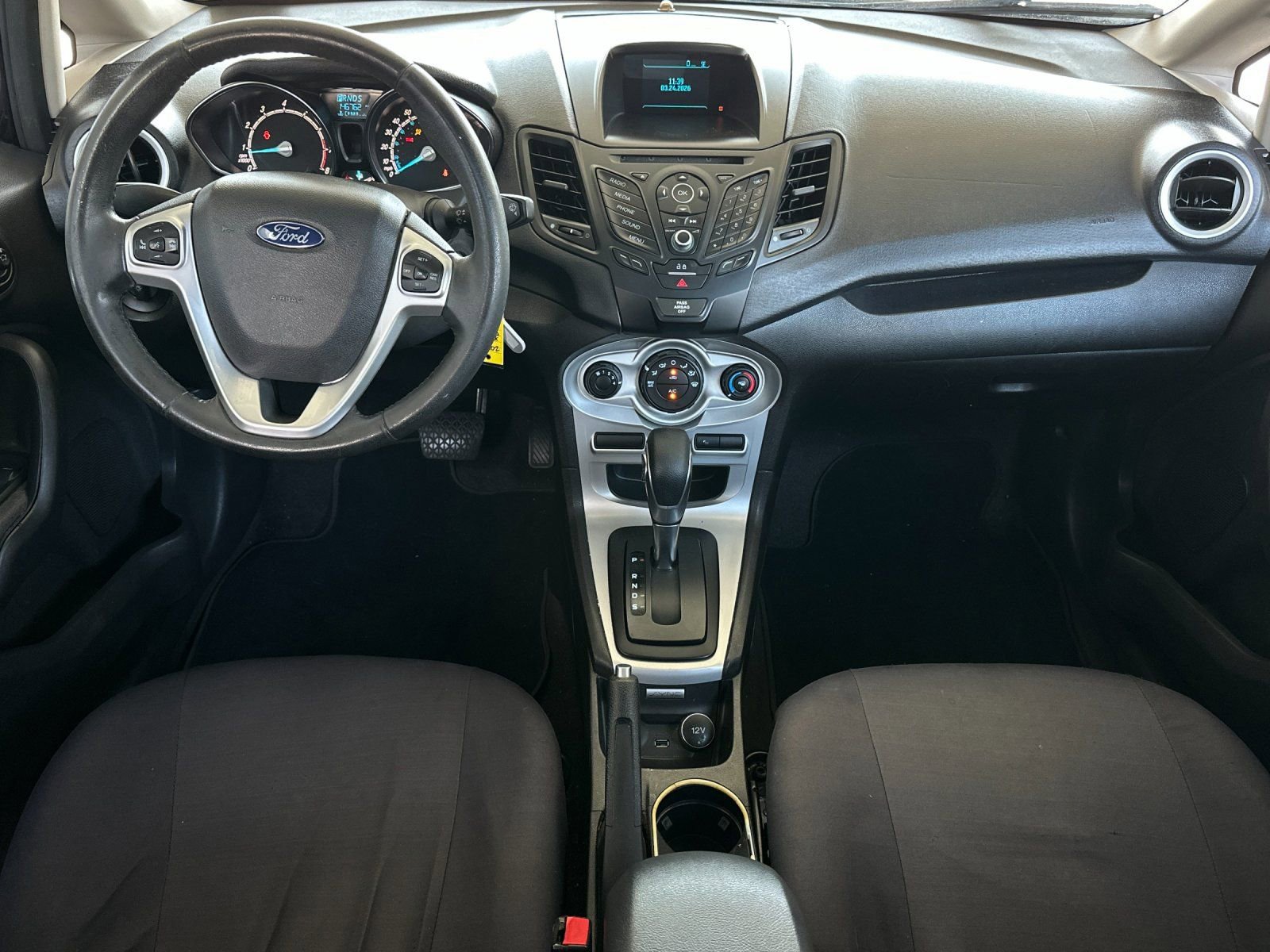 Used 2015 Ford Fiesta SE image 12