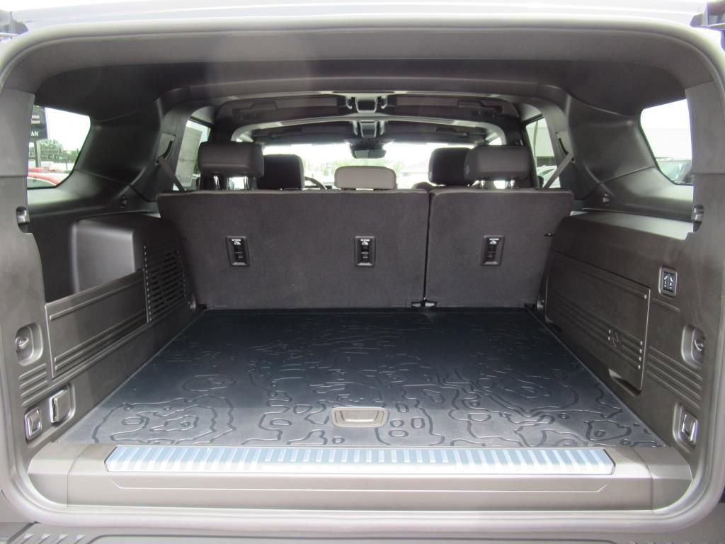 New 2025 GMC Hummer EV 2X image 31