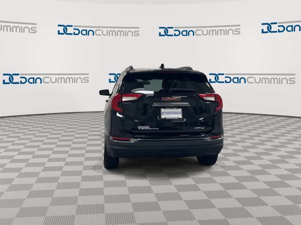 Used 2023 GMC Terrain AT4 AWD/4WD image 7
