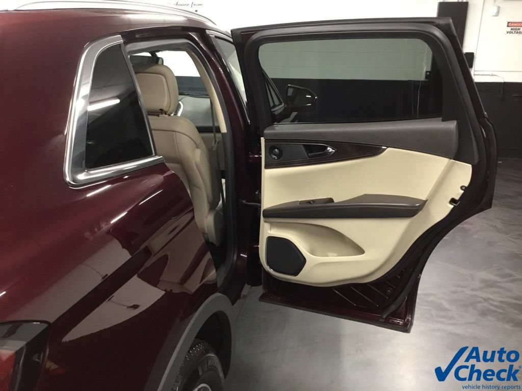 Used 2020 Lincoln Nautilus Reserve AWD/4WD image 31